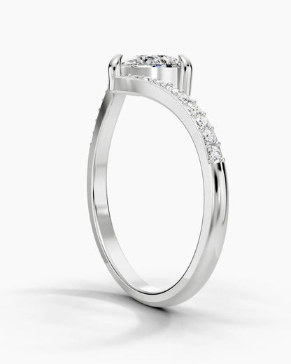 Queen’s Crest Women Ring