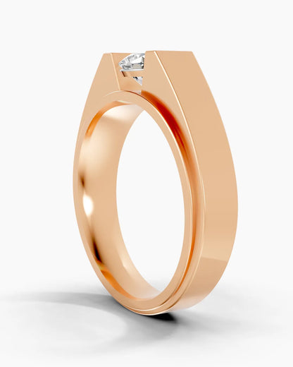 Regal Point Men Ring