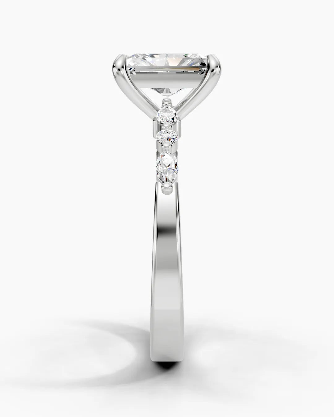 Evelyn Shine Women Ring