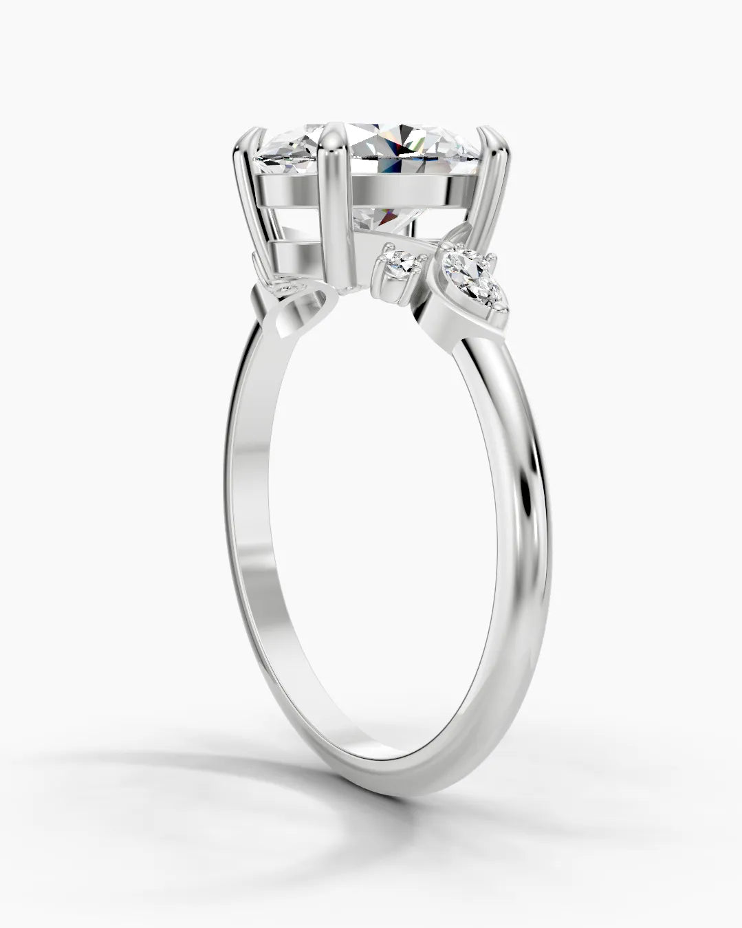Gleaming Oval Women Ring