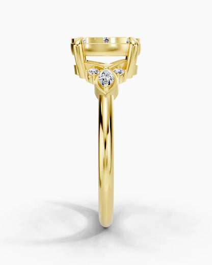 Gleaming Nine Women Ring